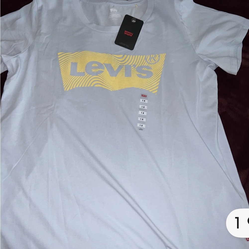 Levi's White Tee with Yellow Graphic